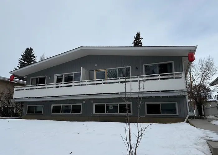 Home Inn Calgary Dalhousie 2